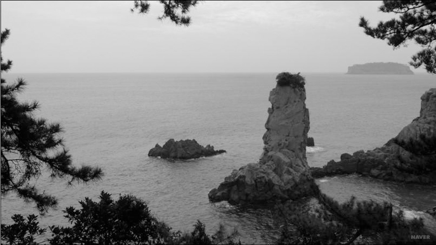 제주도의 해안과 물길 - 그림 1. 제주도 서귀포시 외돌개(필자 촬영, 2010. 10. 20)