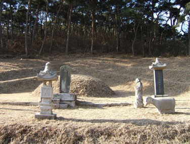 해주오씨 묘역