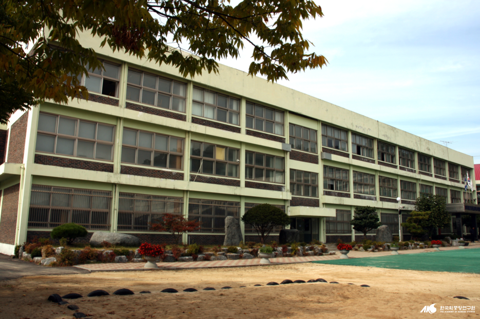 신명중학교