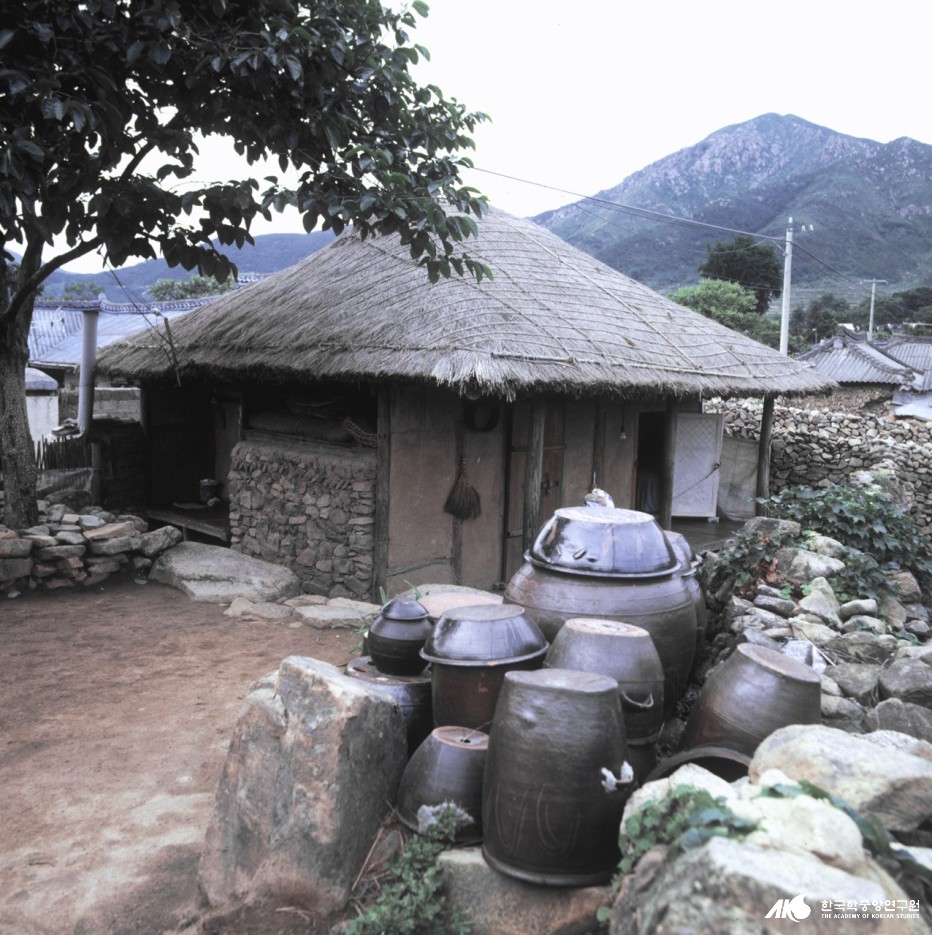 순천 낙안읍성 주막집 - 순천 낙안읍성 주막집 안채 정측면