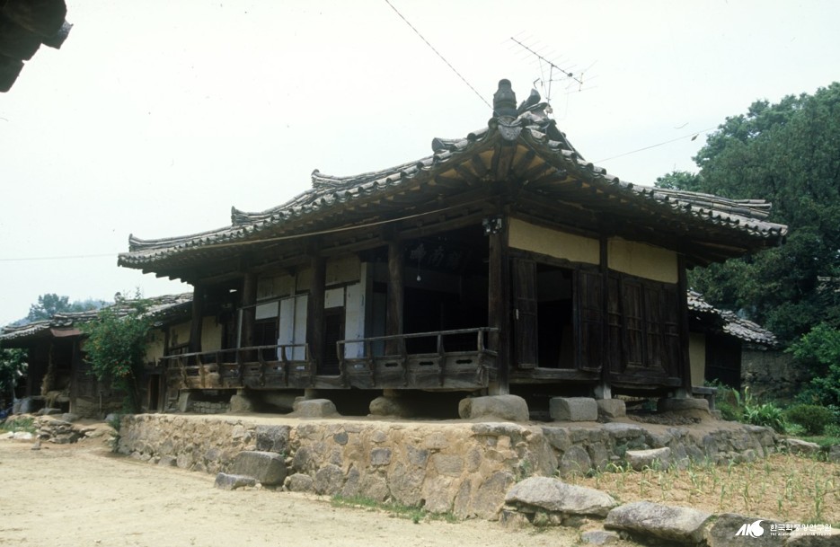 안동 풍산김씨 영감댁 - 안동 풍산김씨 영감댁 정측면