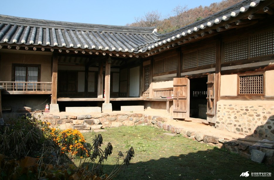 안성 정무공 오정방 고택 - 안성 정무공 오정방 고택 안채