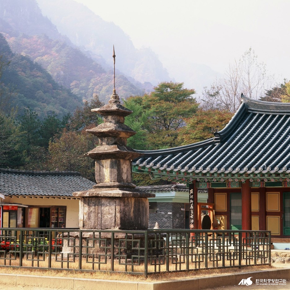 동해 삼화사 삼층석탑