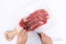 레드와인소스 스테이크 요리과정