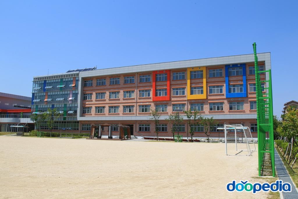 전주홍산초등학교
