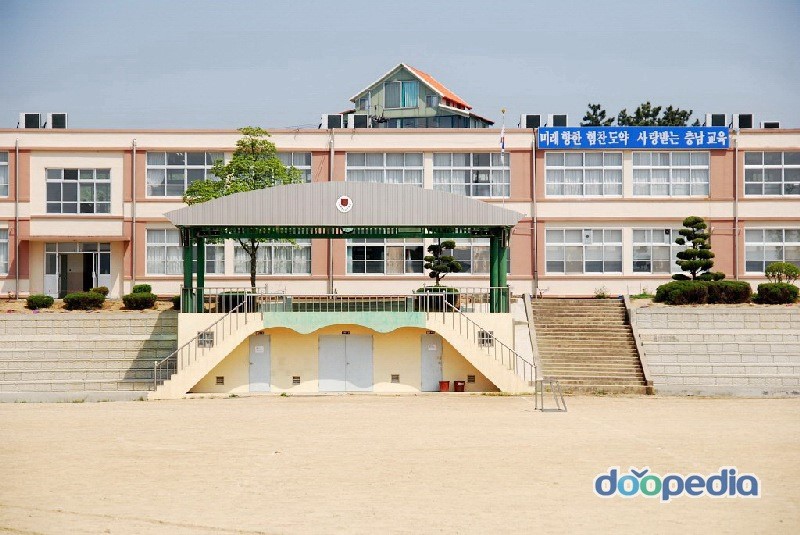 입장중학교 - 입장중학교 조회대