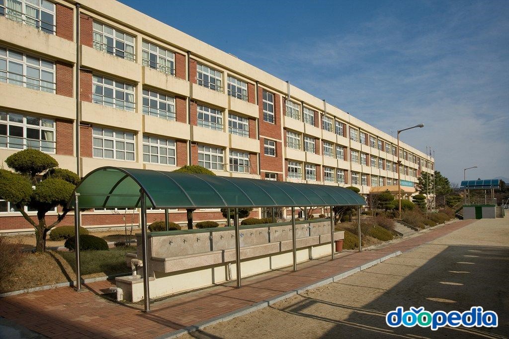 송정여자중학교