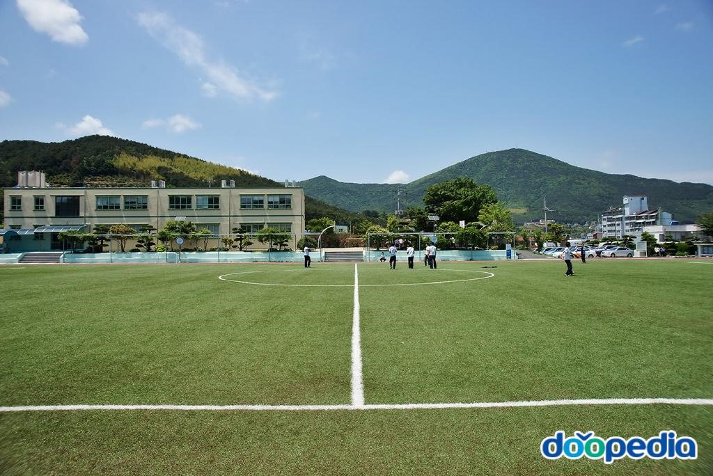 지세포중학교