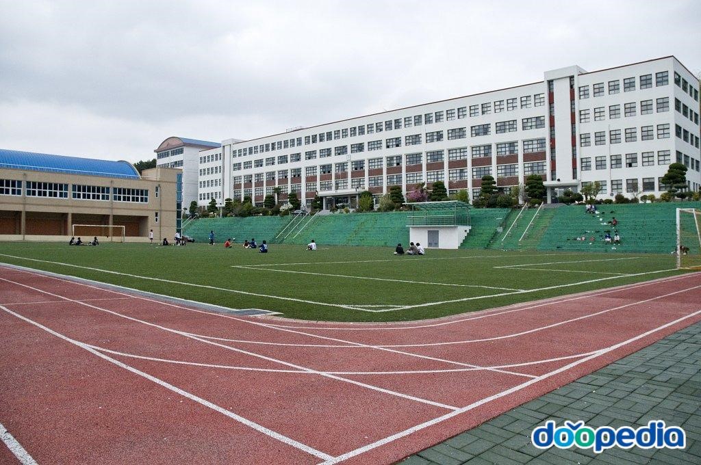 용인고등학교 - 용인고등학교 전경