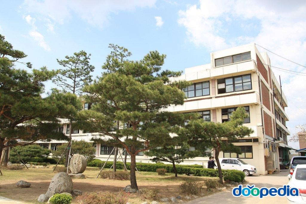 덕영고등학교 - 용인정보고등학교 전경