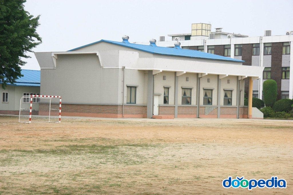 만경여자고등학교 - 만경여자고등학교 별관