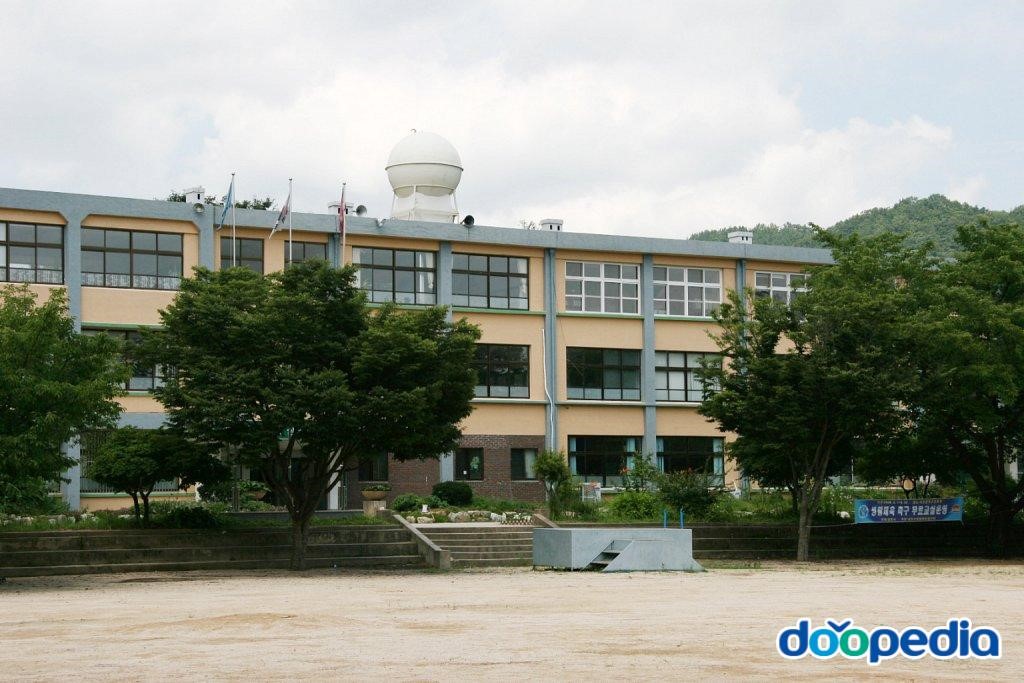 어모중학교