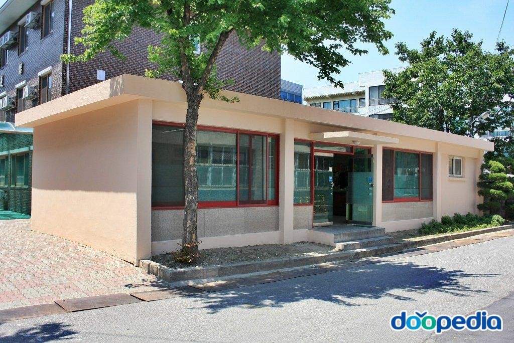 강릉여자고등학교 - 강릉여자고등학교 매점