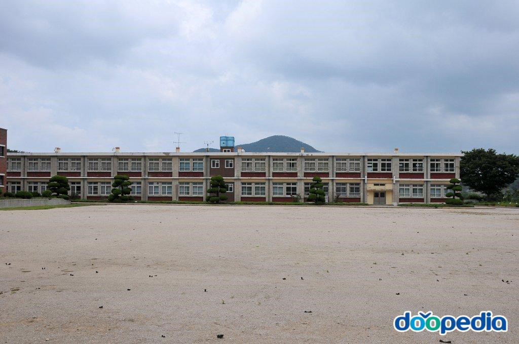 하서중학교