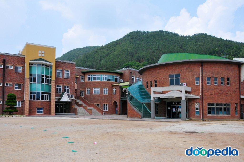 무주중학교