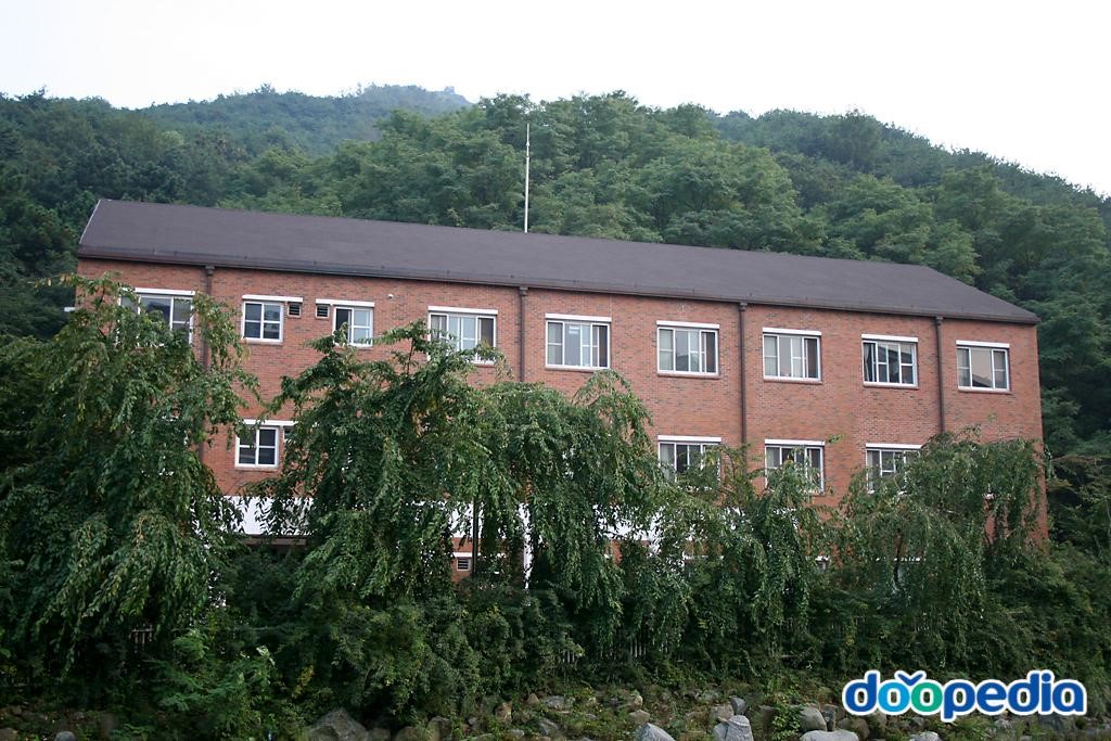 덕원중학교 - 덕원중고등학교