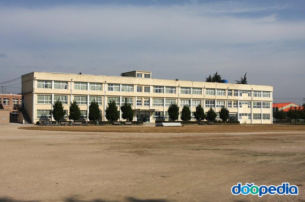 안강여자중학교