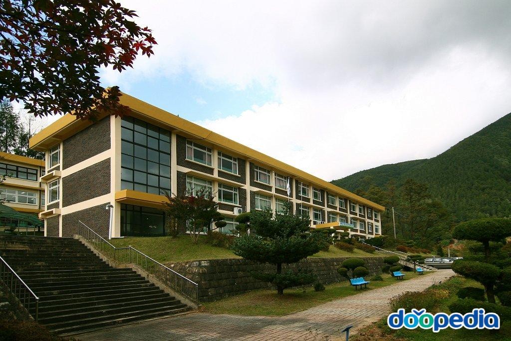 장성여자중학교