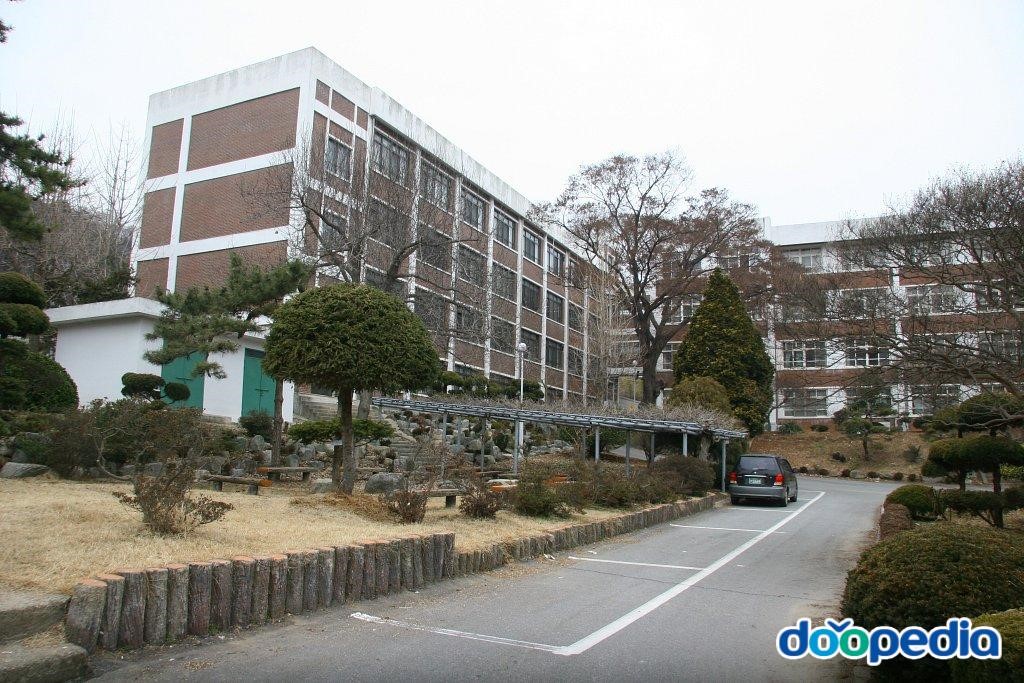 군산여자고등학교