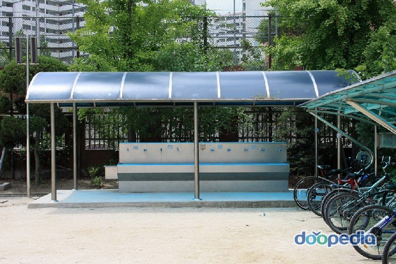 태릉고등학교 - 태릉고등학교 급수대