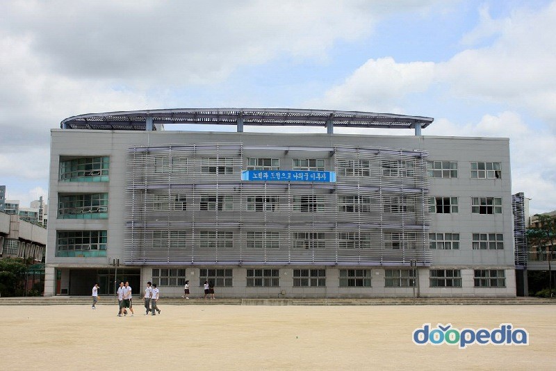 태릉고등학교 - 태릉고등학교 별관