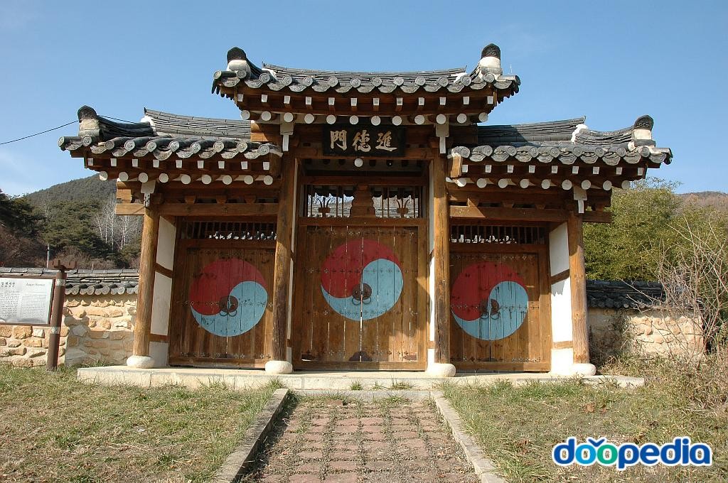 압계서원 - 압계서원 솟을삼문