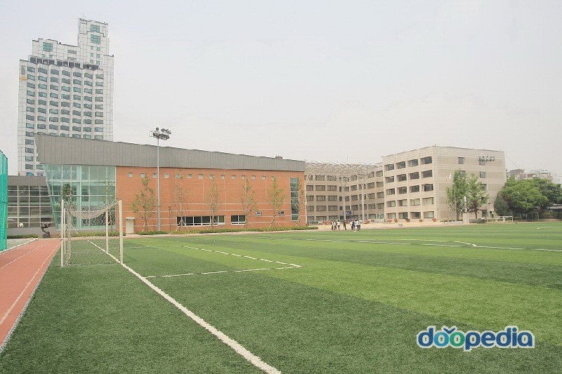 중동고등학교