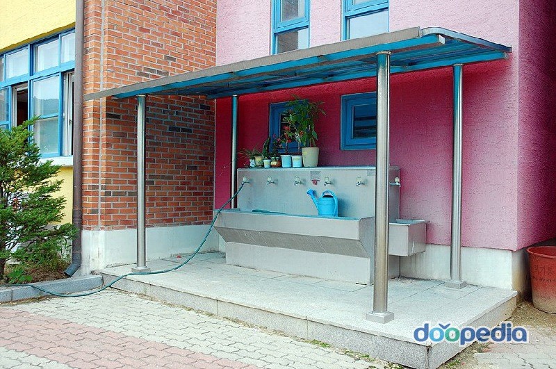 소이초등학교 - 소이초등학교 음수대