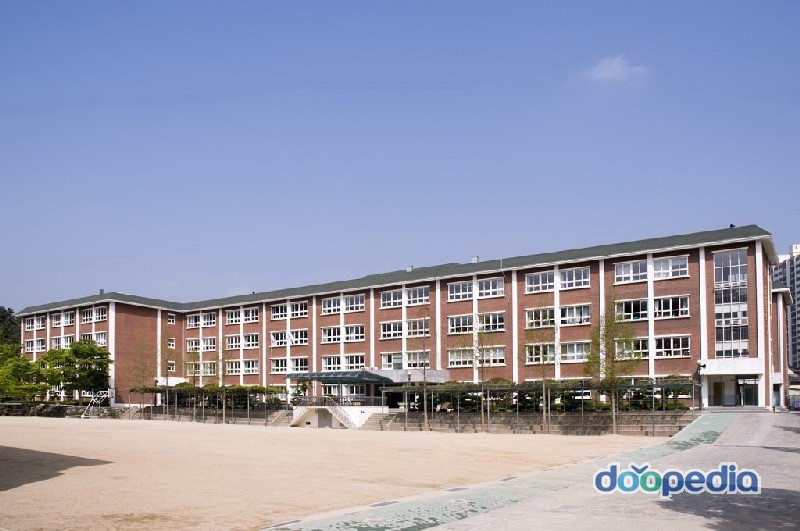 동산초등학교