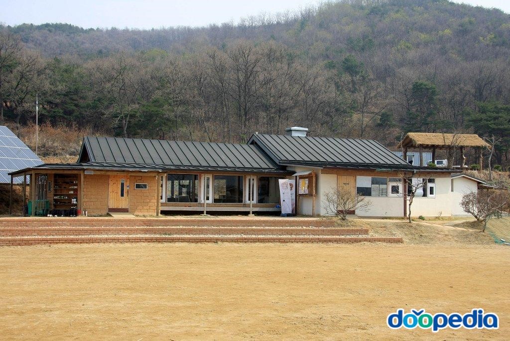 산마을고등학교 - 산마을고등학교 식당
