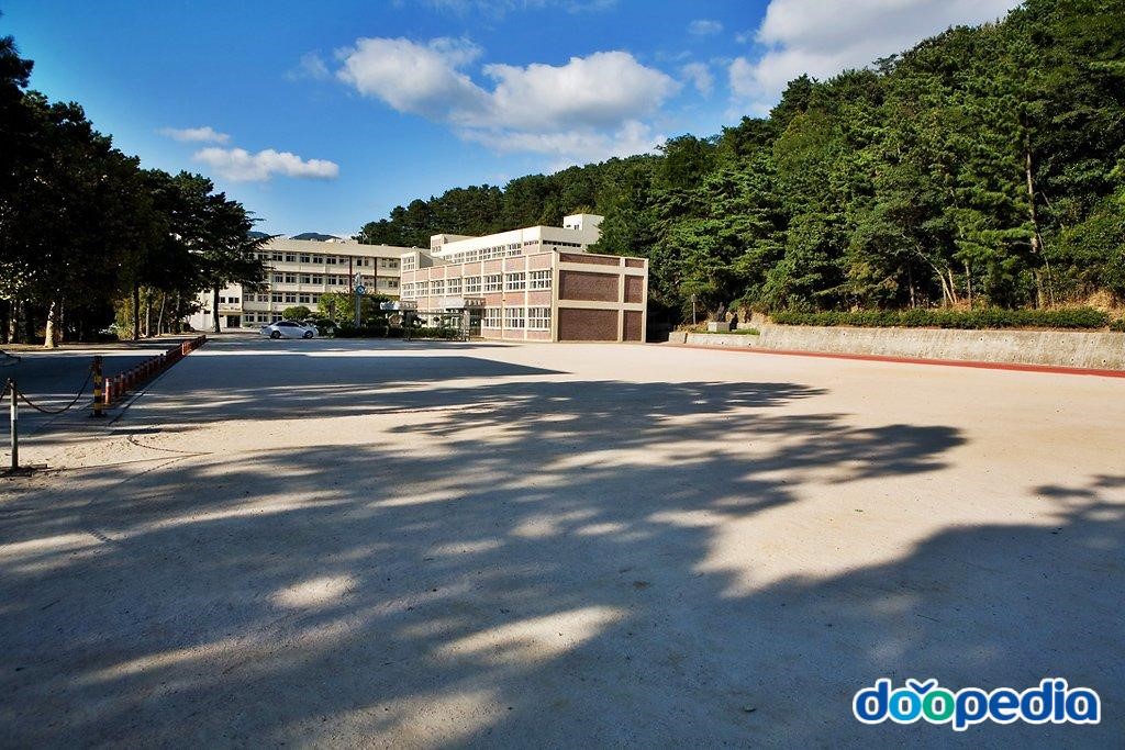 물금동아중학교