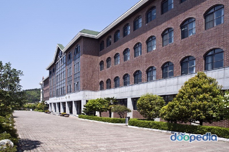 명지여자고등학교 - 명지여자고등학교 조경시설