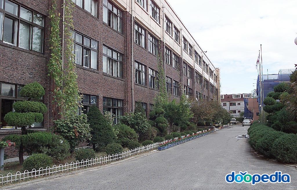 대전탄방초등학교