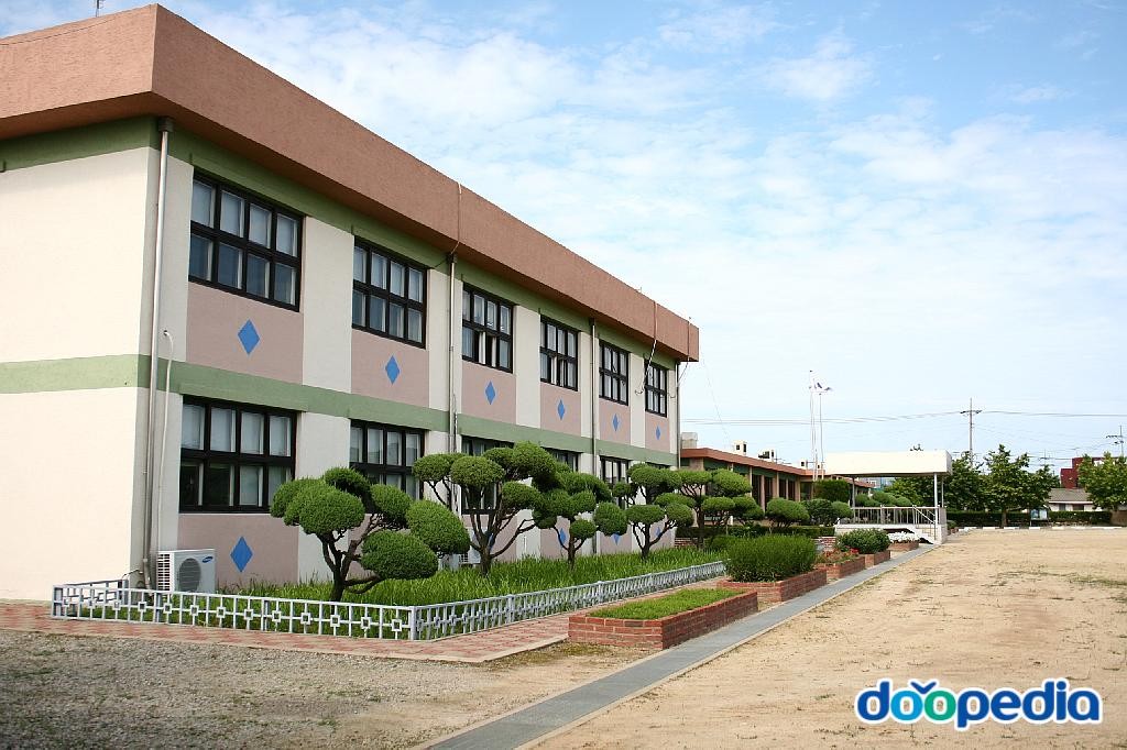 남촌초등학교