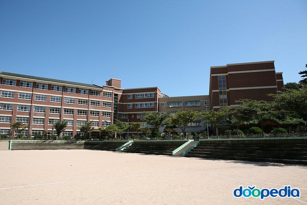 인지초등학교