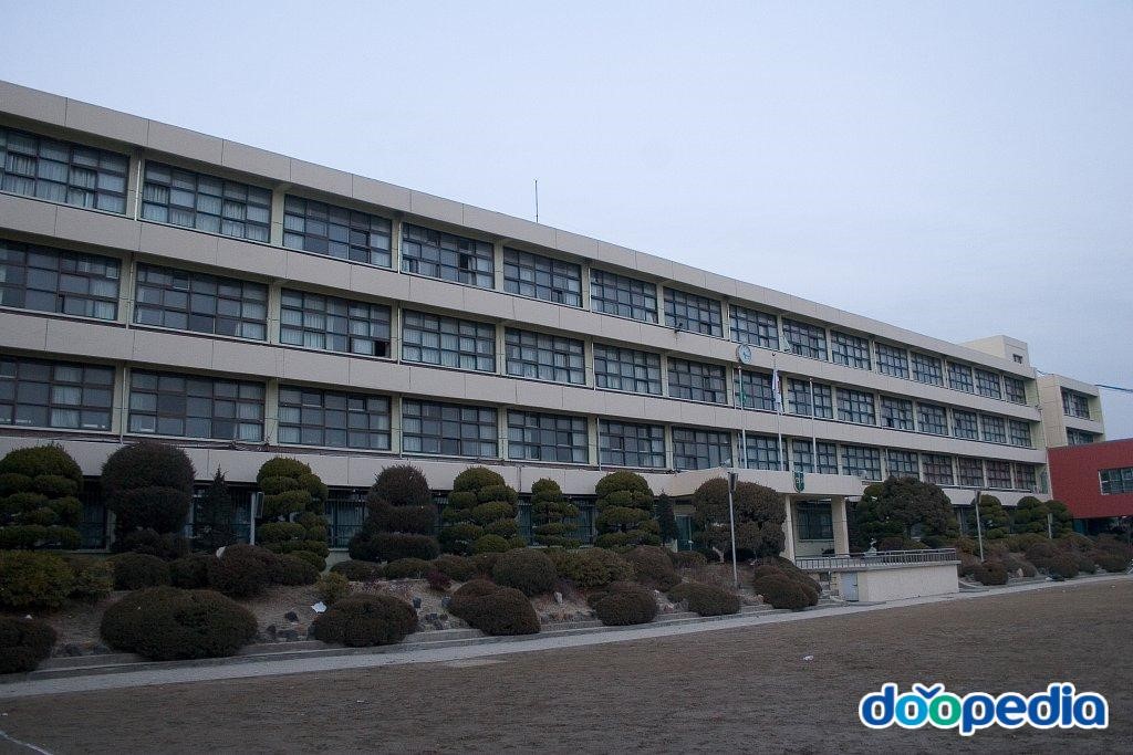 연희중학교 - 연희중학교 전경