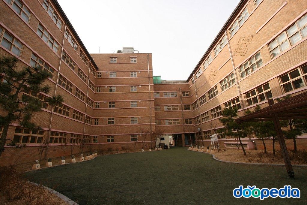 공항초등학교