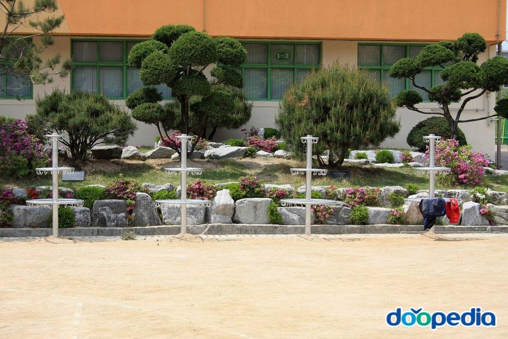 부용초등학교 - 부용초등학교 가방걸이
