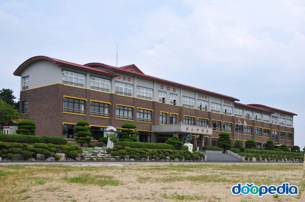 상개리 - 삼우중학교