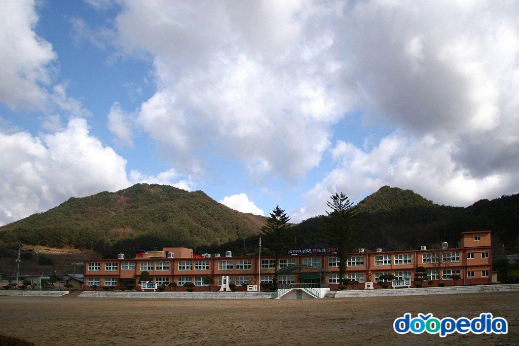 신림리 - 신림리 신림초등학교