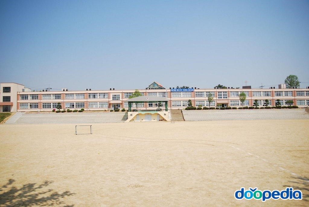 유리 - 유리 입장중학교