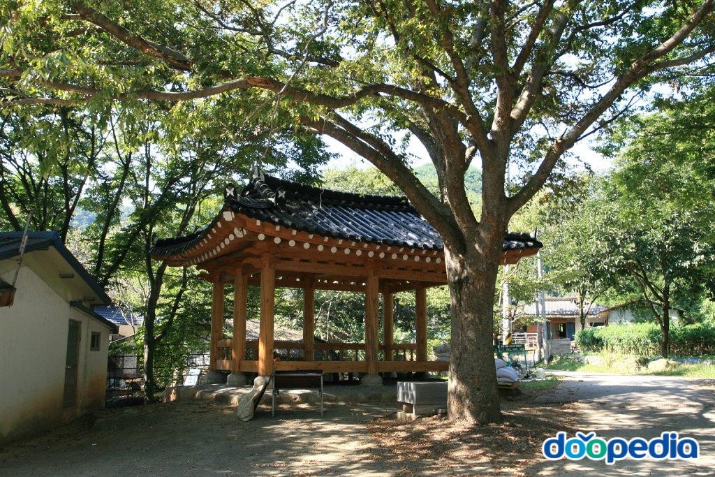 용흥리 - 용흥리 정자