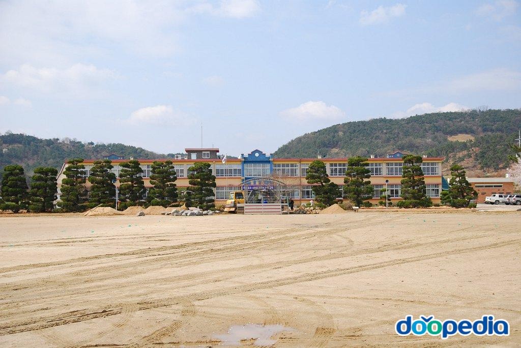 송당리 - 송당리 노성초등학교