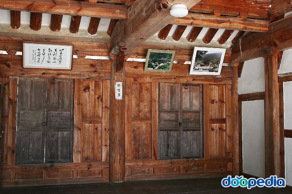 충경사