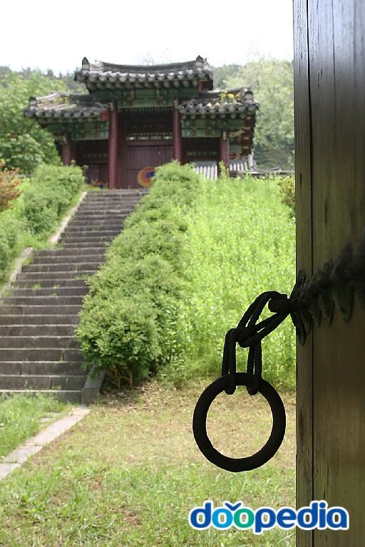 충경사