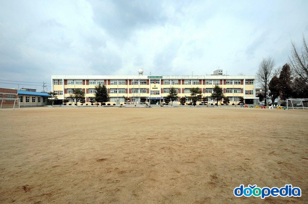 부적리 - 부적리 압량초등학교