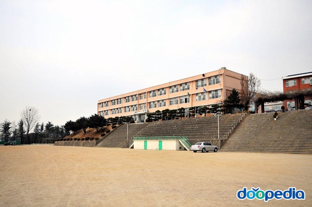 신상리 - 신상리 진량고등학교