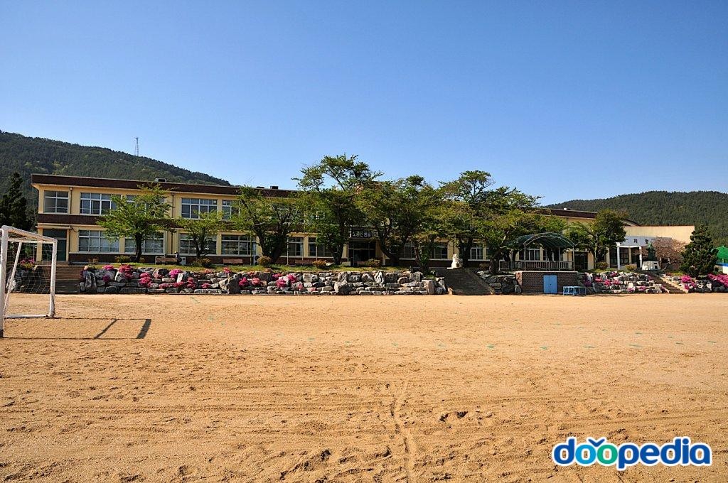 정죽리 - 정죽리 안흥초등학교