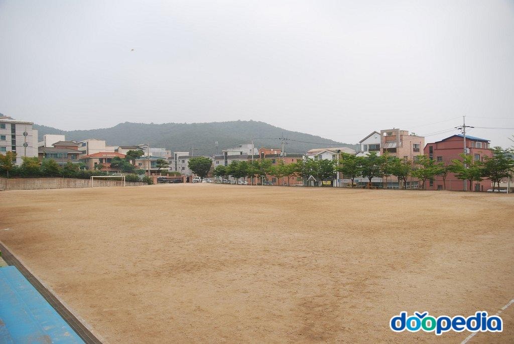 서산부춘중학교