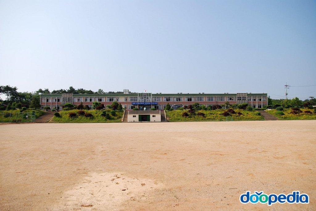 음암중학교